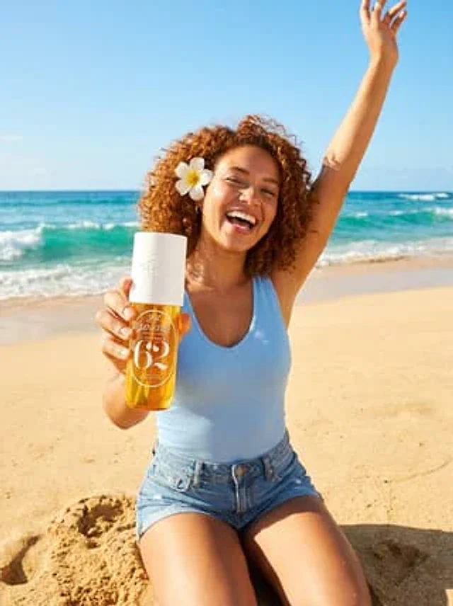 Example generated from “E-commerce Main Image - Beachfront Lifestyle Product Photography”