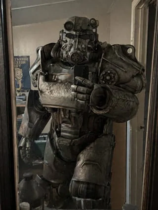 Example generated from “Power Armor Mirror Selfie”